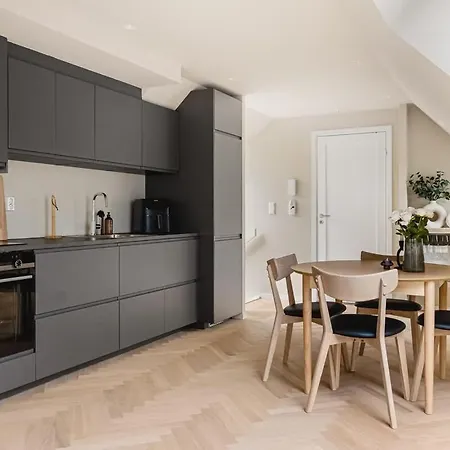 Dinbnb Apartments I Mid-City Luxury With Mini Balcony And Smart Tv & Sound System Берген Экстерьер фото