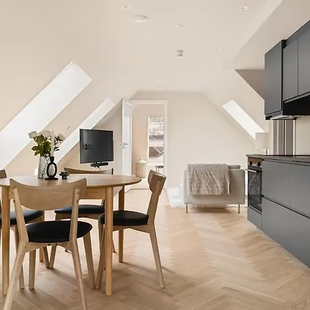 Dinbnb Apartments I Mid-City Luxury With Mini Balcony And Smart Tv & Sound System Берген Экстерьер фото