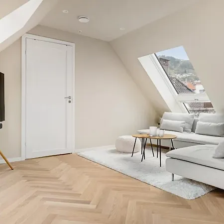 Dinbnb Apartments I Mid-City Luxury With Mini Balcony And Smart Tv & Sound System Берген Экстерьер фото